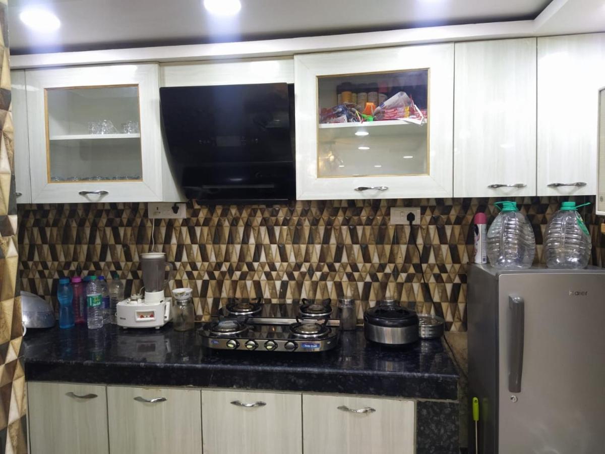 Rudhraksh Villa 4Br- Perfect Vacay Villa 무소리에 외부 사진