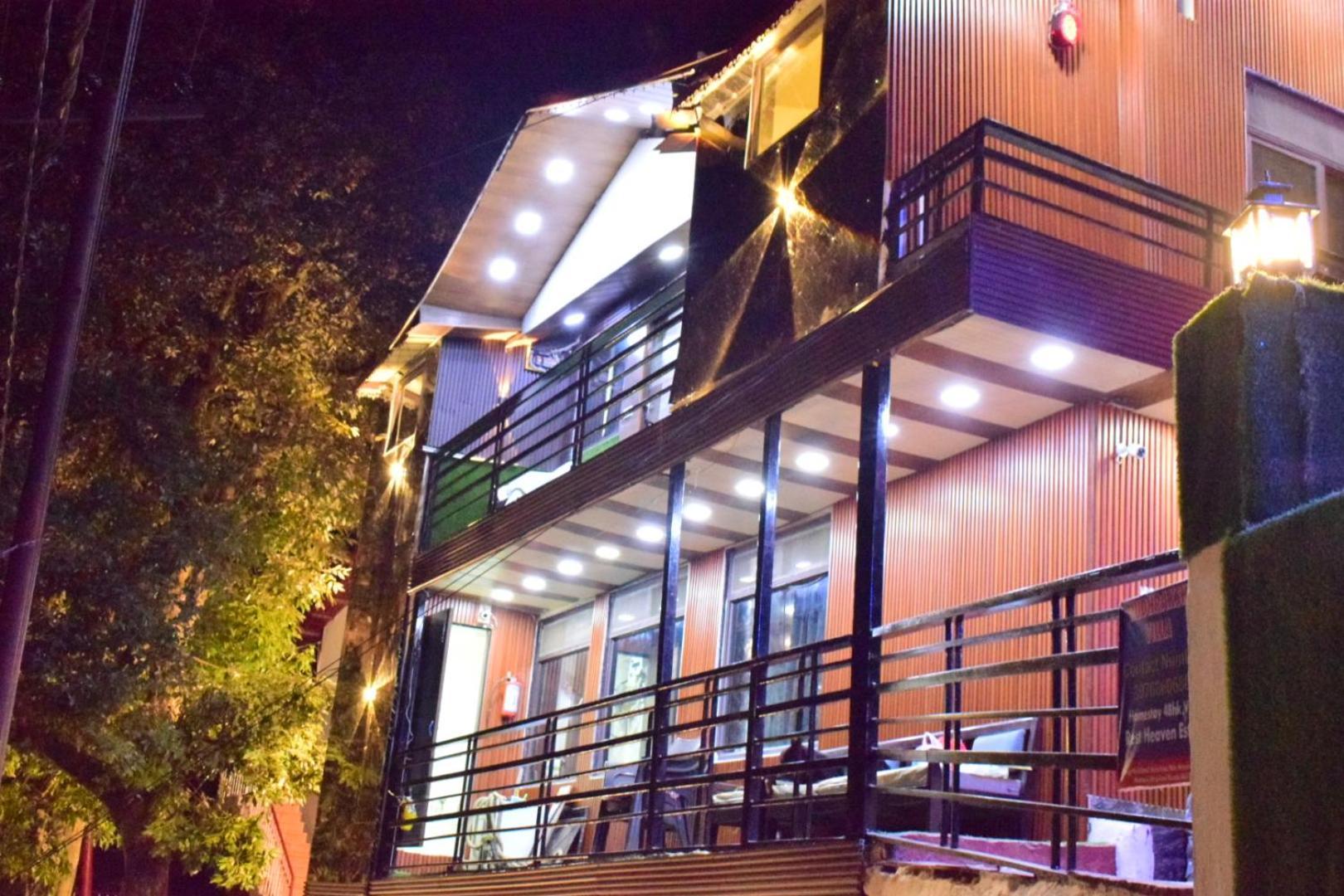 Rudhraksh Villa 4Br- Perfect Vacay Villa 무소리에 외부 사진