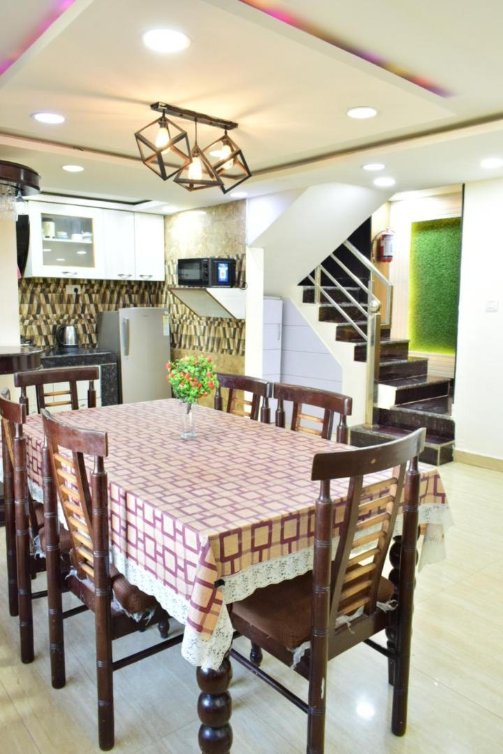 Rudhraksh Villa 4Br- Perfect Vacay Villa 무소리에 외부 사진